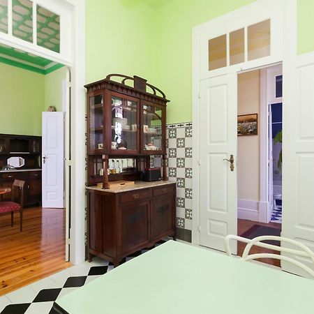 Vintage Balcony Guesthouse Ovar Exterior photo