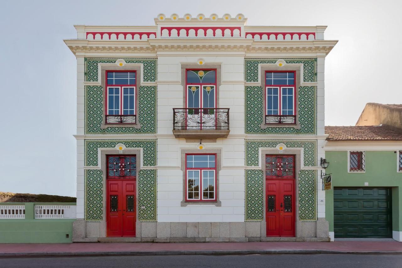 Vintage Balcony Guesthouse Ovar Exterior photo