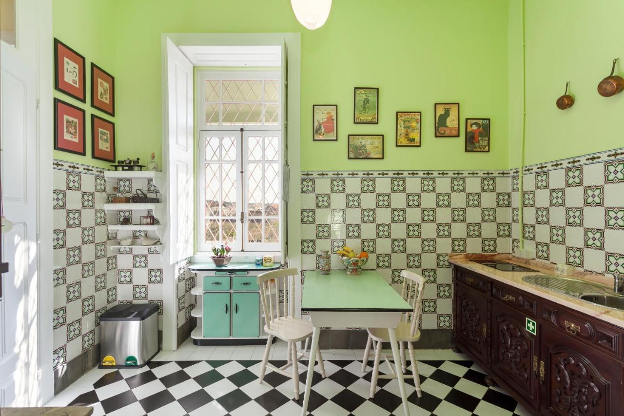 Vintage Balcony Guesthouse Ovar Exterior photo