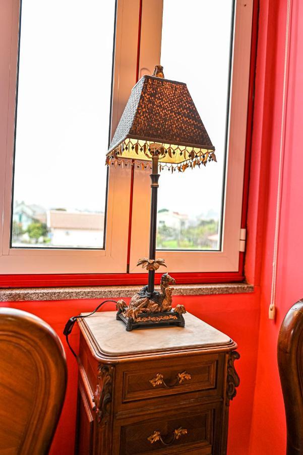 Vintage Balcony Guesthouse Ovar Exterior photo