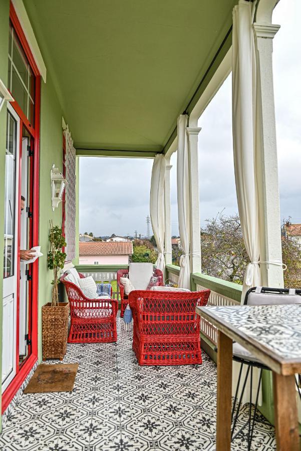 Vintage Balcony Guesthouse Ovar Exterior photo